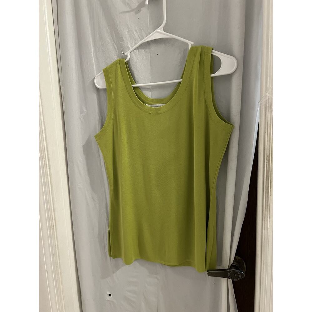Misook Chartreuse Green Tank Top Sz M Closet Staple Layering Piece